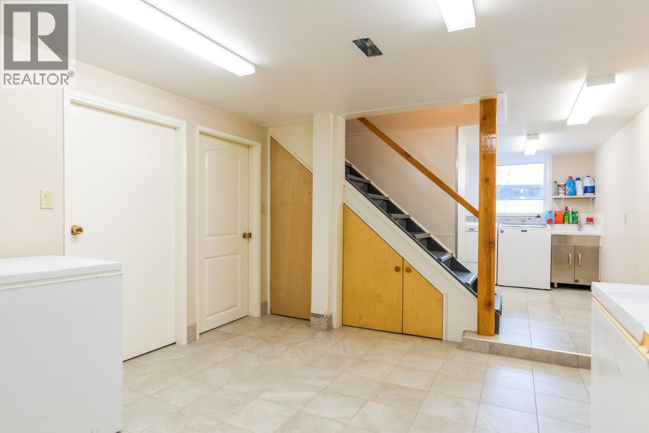 6302 MARSDEN Road - 60