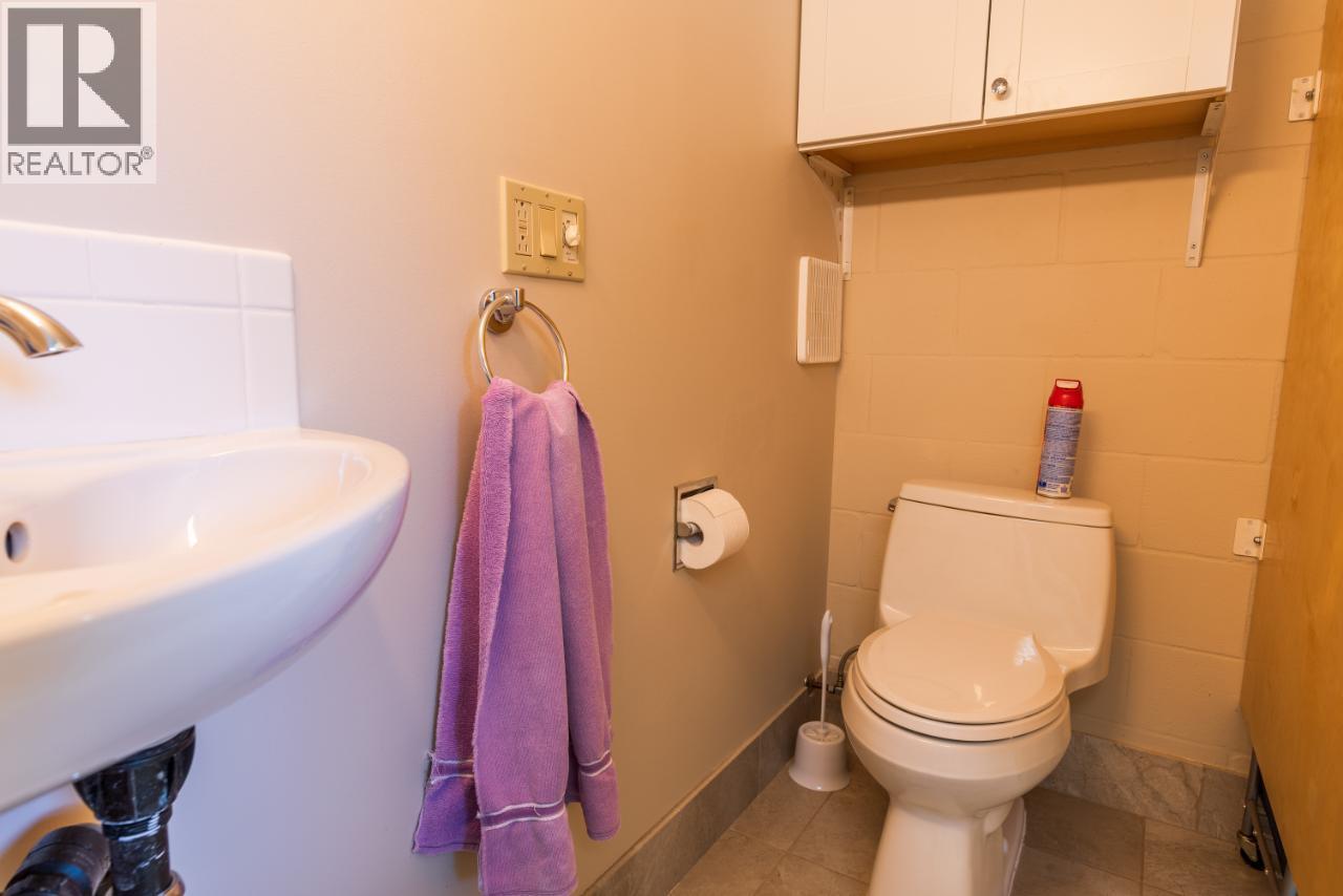 6302 MARSDEN Road - 62