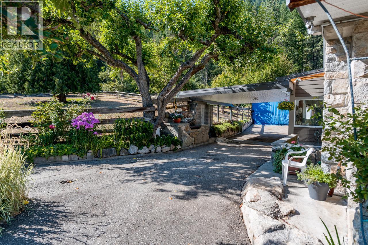 6302 MARSDEN Road - 90