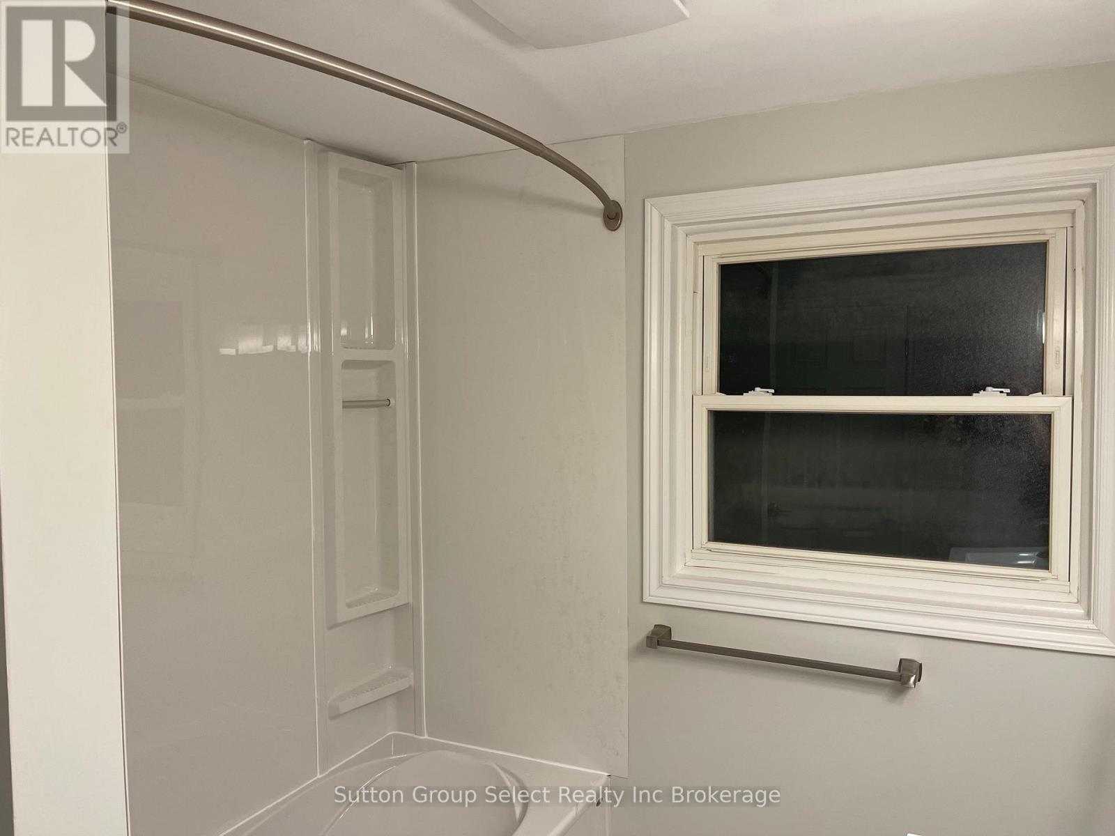 100 FINKLE STREET - 4