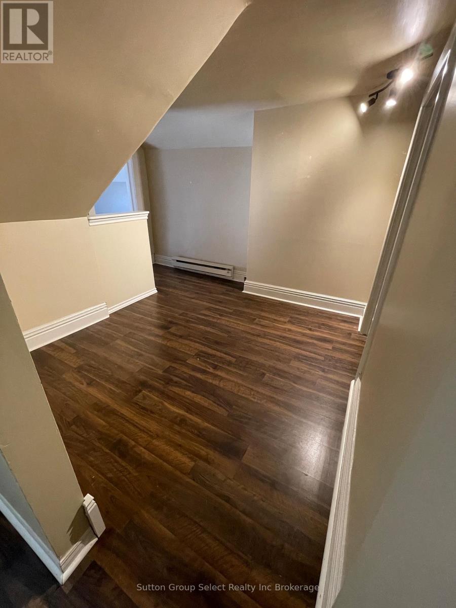 50 PERRY STREET - 12