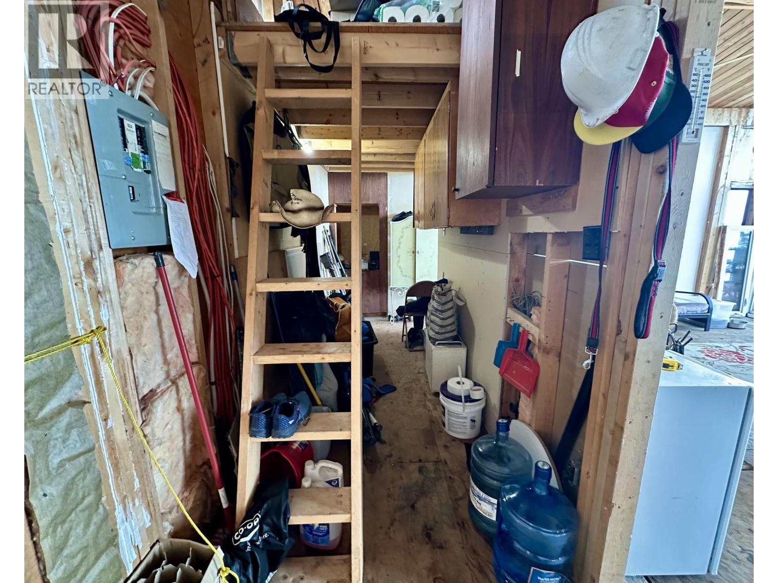 1367 S GREEN LAKE ROAD - 14