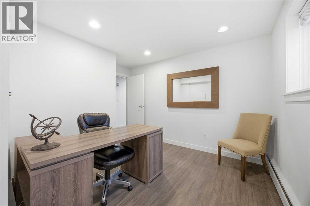 #101 2221 14 Street SW - 17