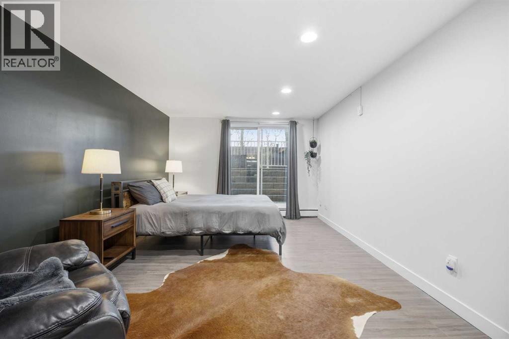 #101 2221 14 Street SW - 19