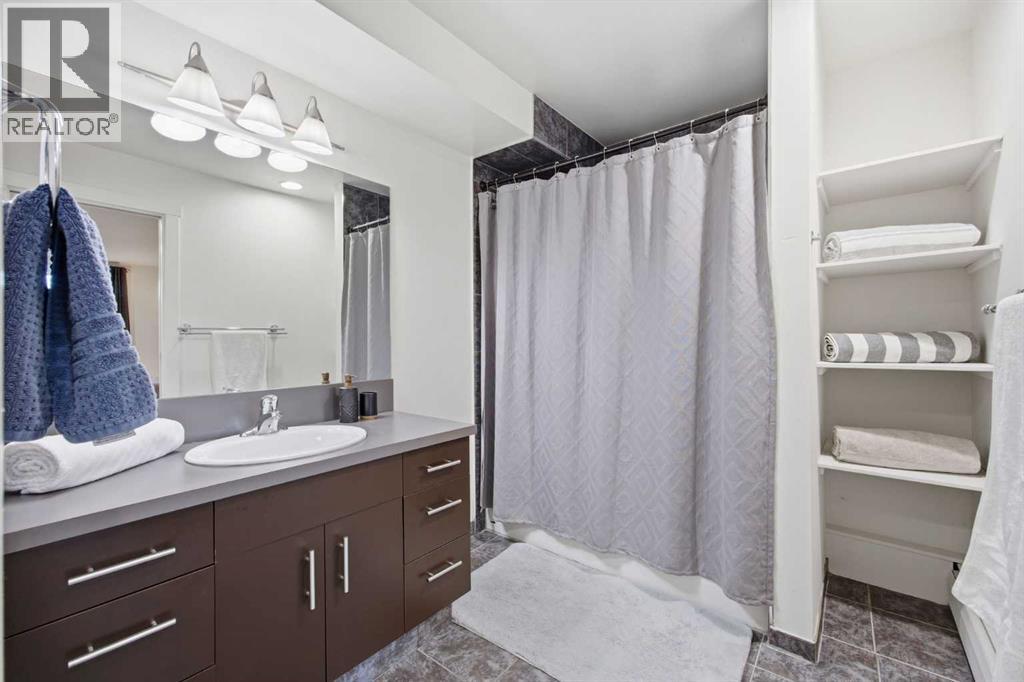 #101 2221 14 Street SW - 22