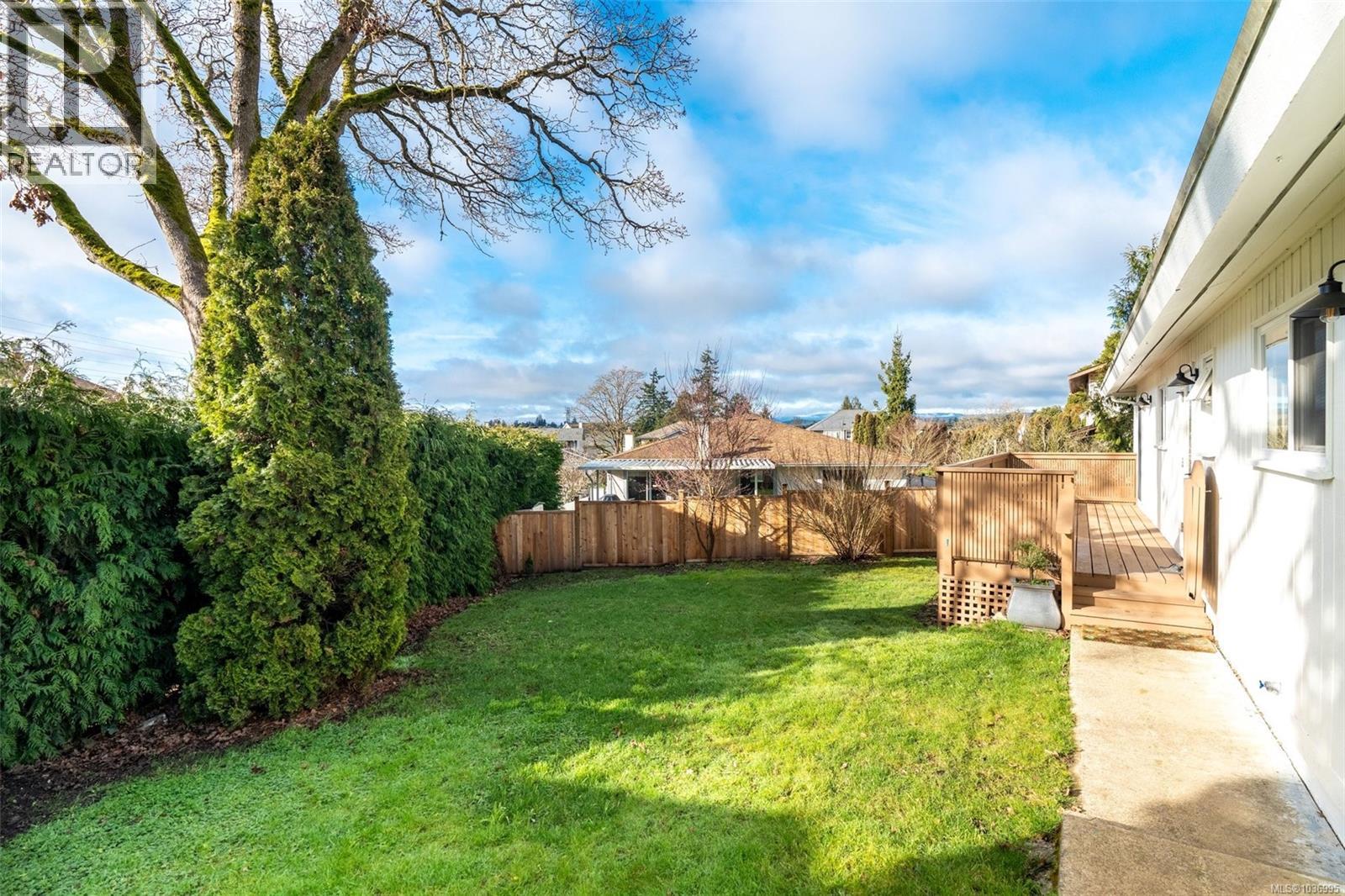 4285 Caen Rd - 26