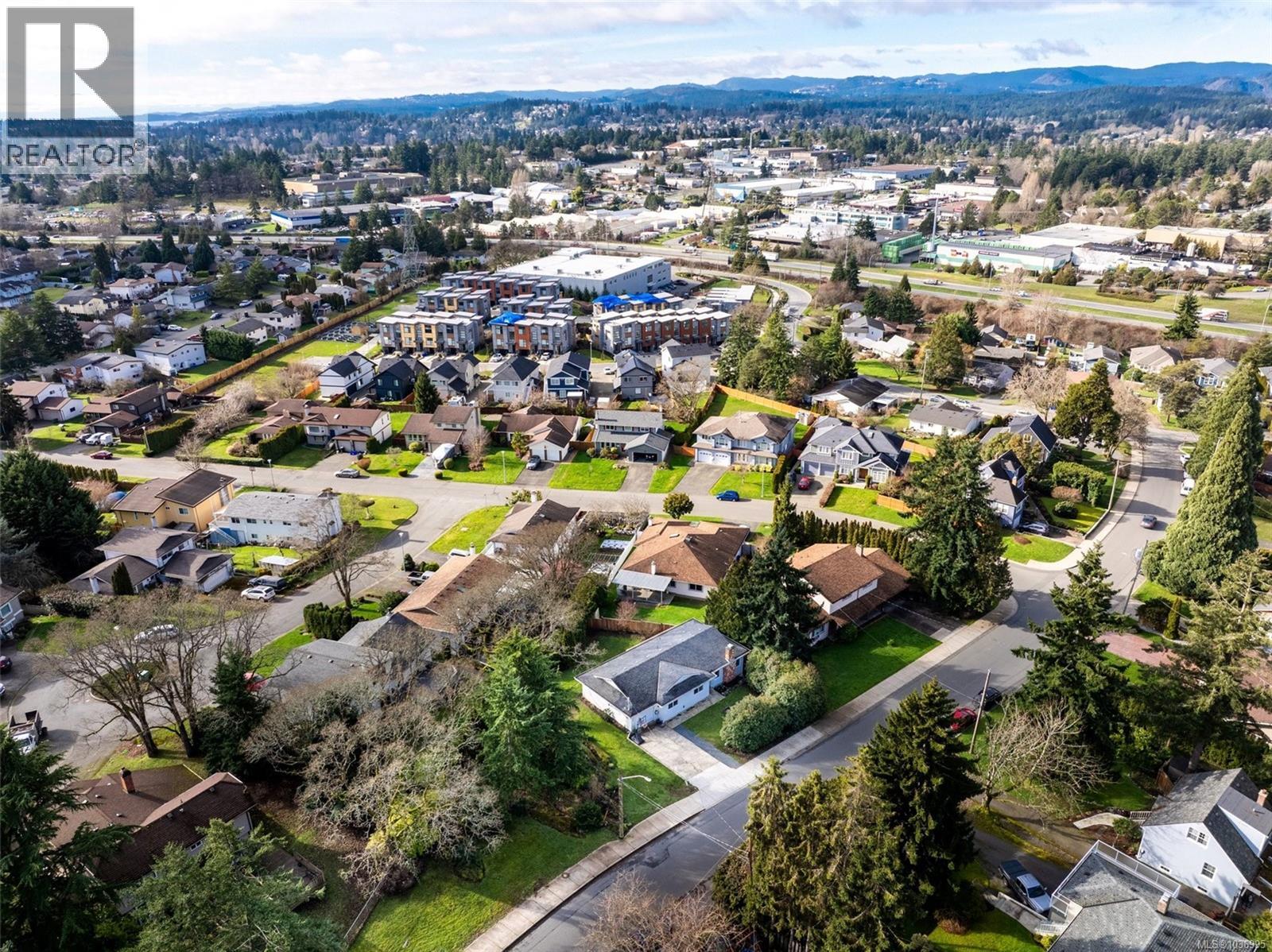 4285 Caen Rd - 35