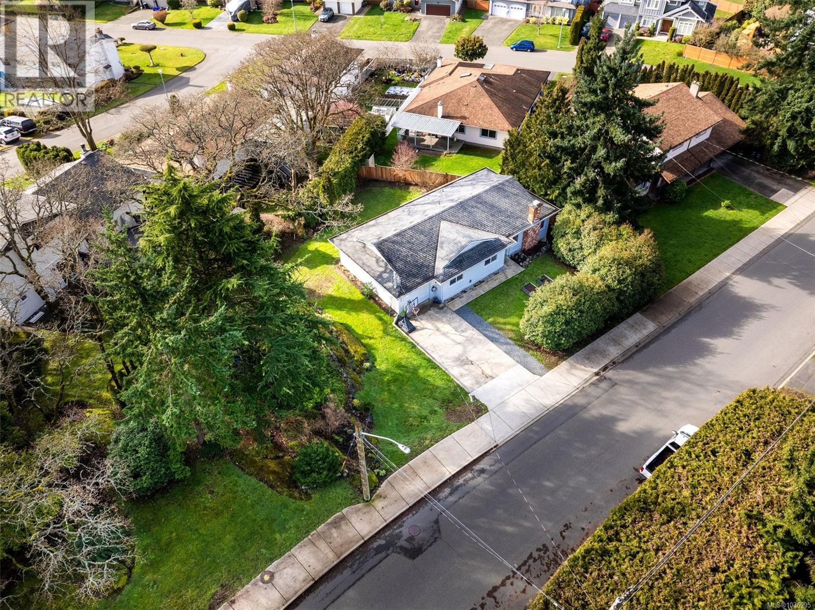 4285 Caen Rd - 39