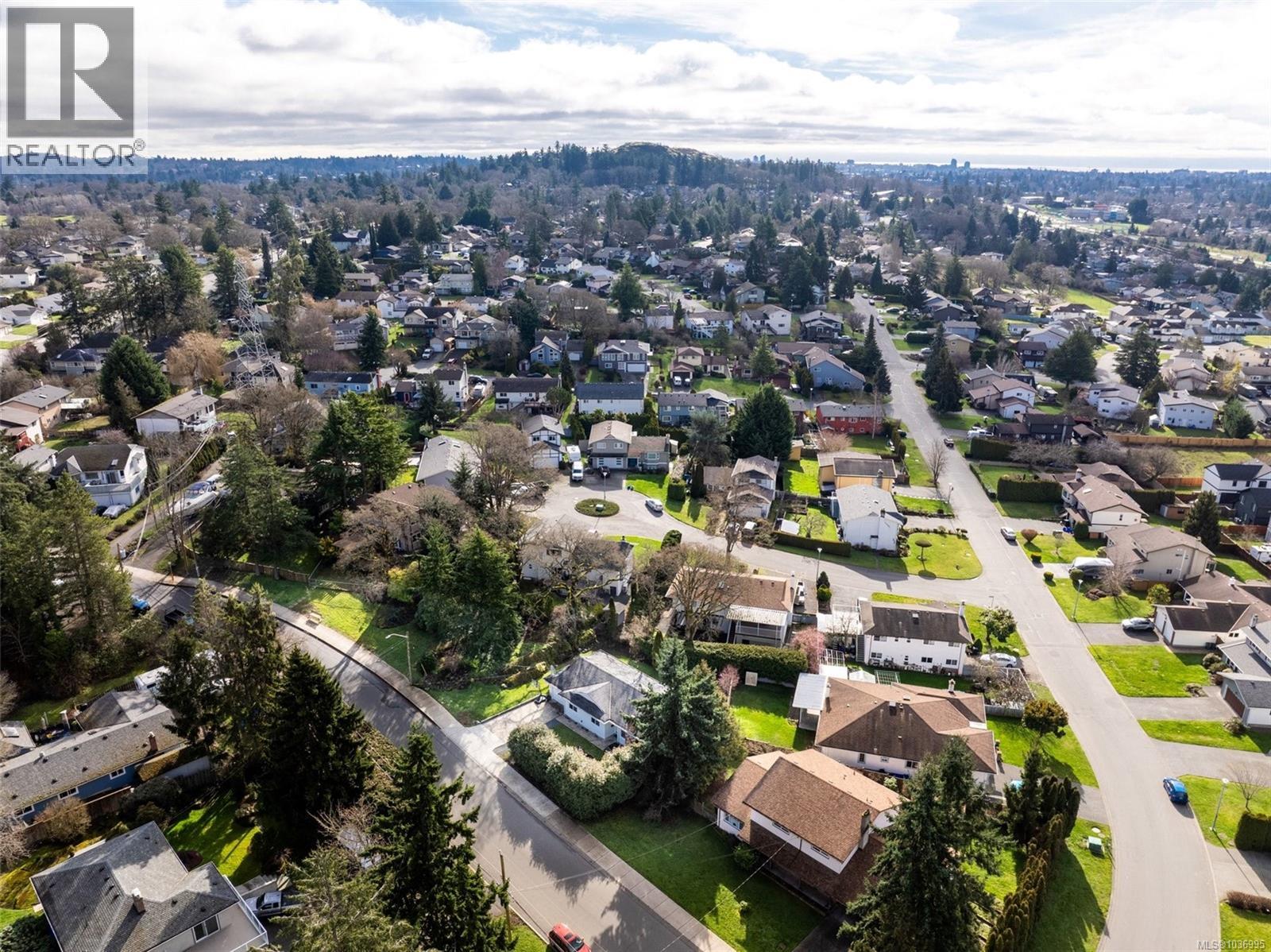 4285 Caen Rd - 45