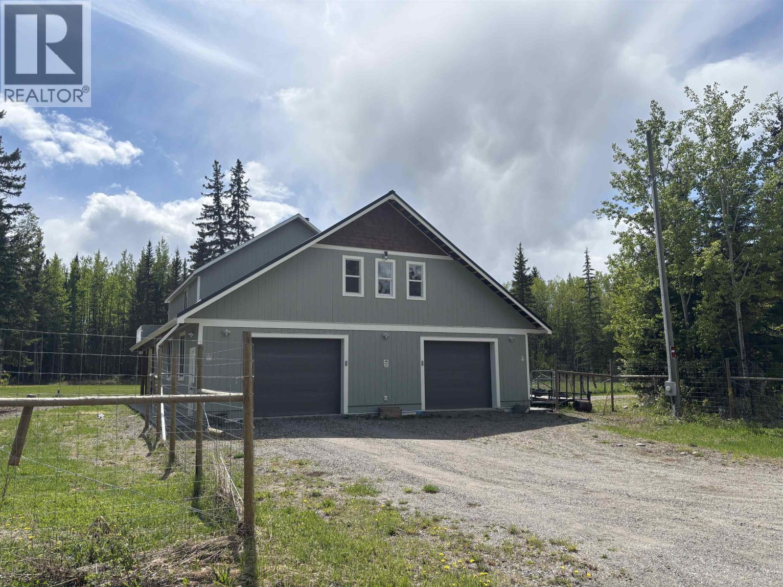 520 OAK STREET, Vanderhoof