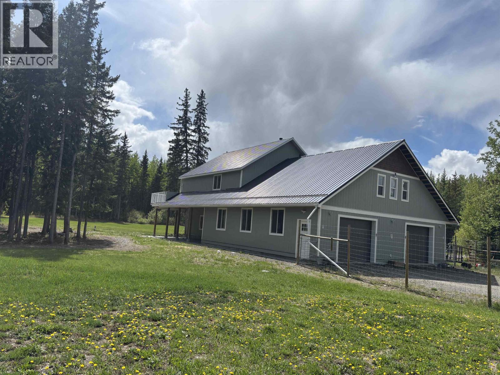 520 OAK STREET, Vanderhoof