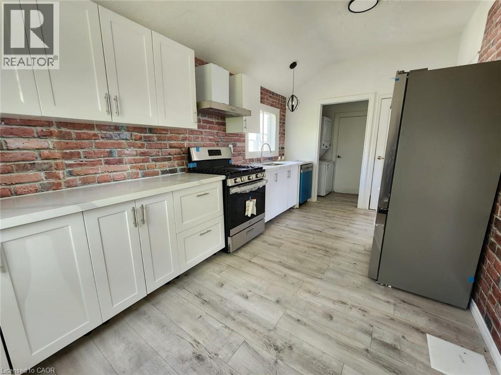 32 NIAGARA Street, Brantford, Ontario, N3R4E2 — Photo 12