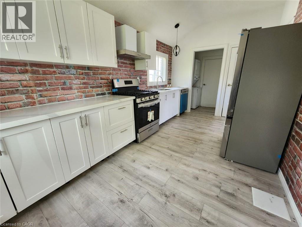 32 NIAGARA Street, Brantford, Ontario, N3R4E2 — Photo 13