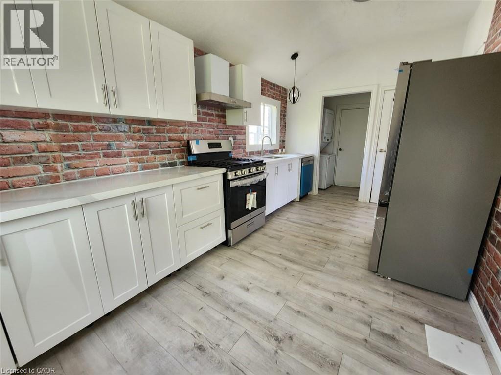 32 NIAGARA Street, Brantford, Ontario, N3R4E2 — Photo 25