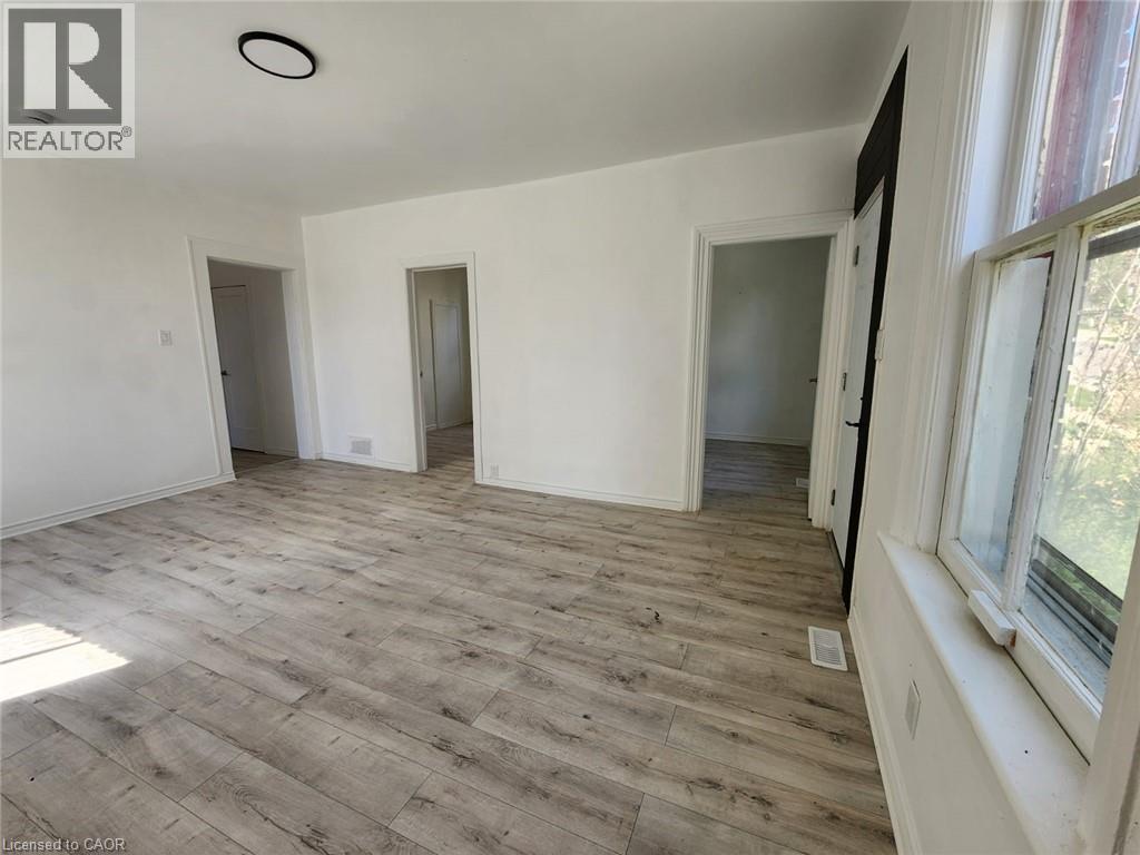 32 NIAGARA Street, Brantford, Ontario, N3R4E2 — Photo 28