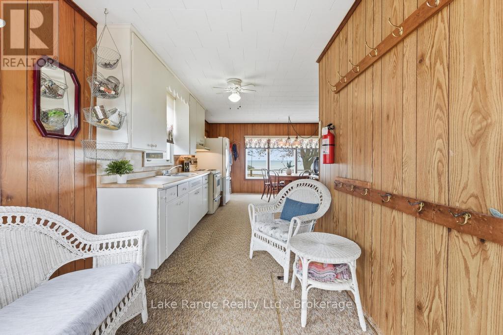 805 LEONARD COURT - 6