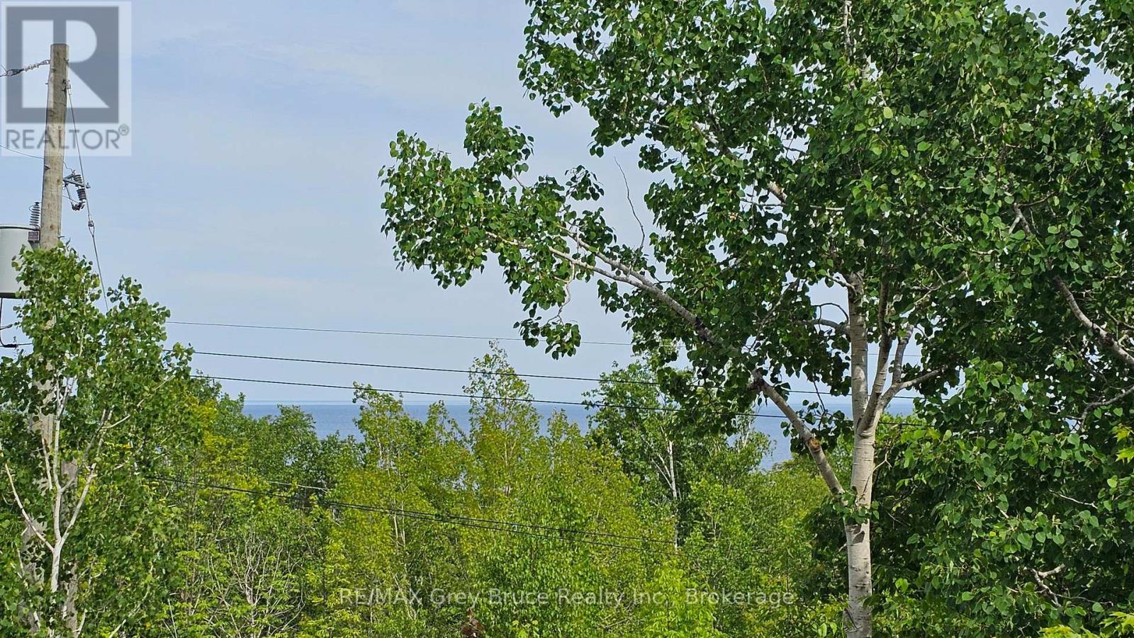 17 SHORELINE DRIVE - 31