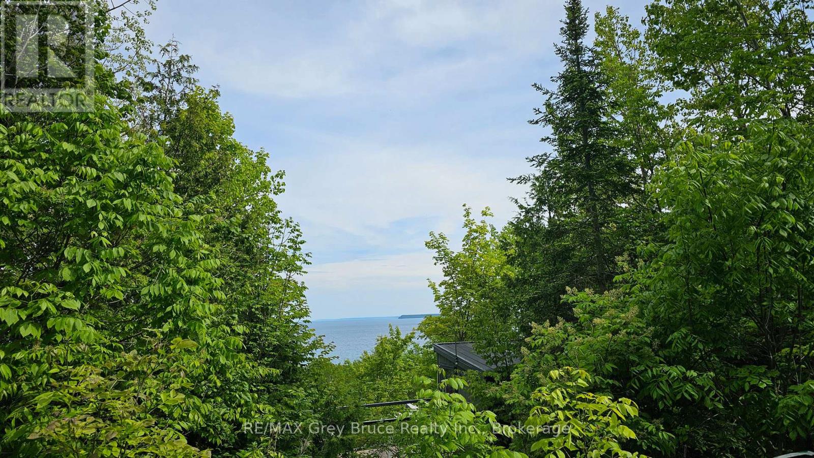 17 SHORELINE DRIVE - 32