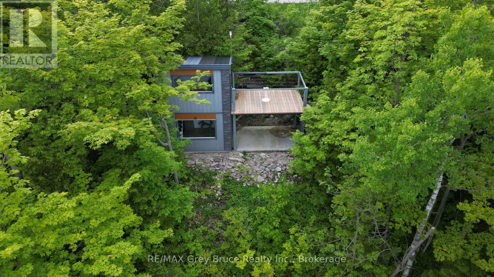 17 SHORELINE DRIVE - 37