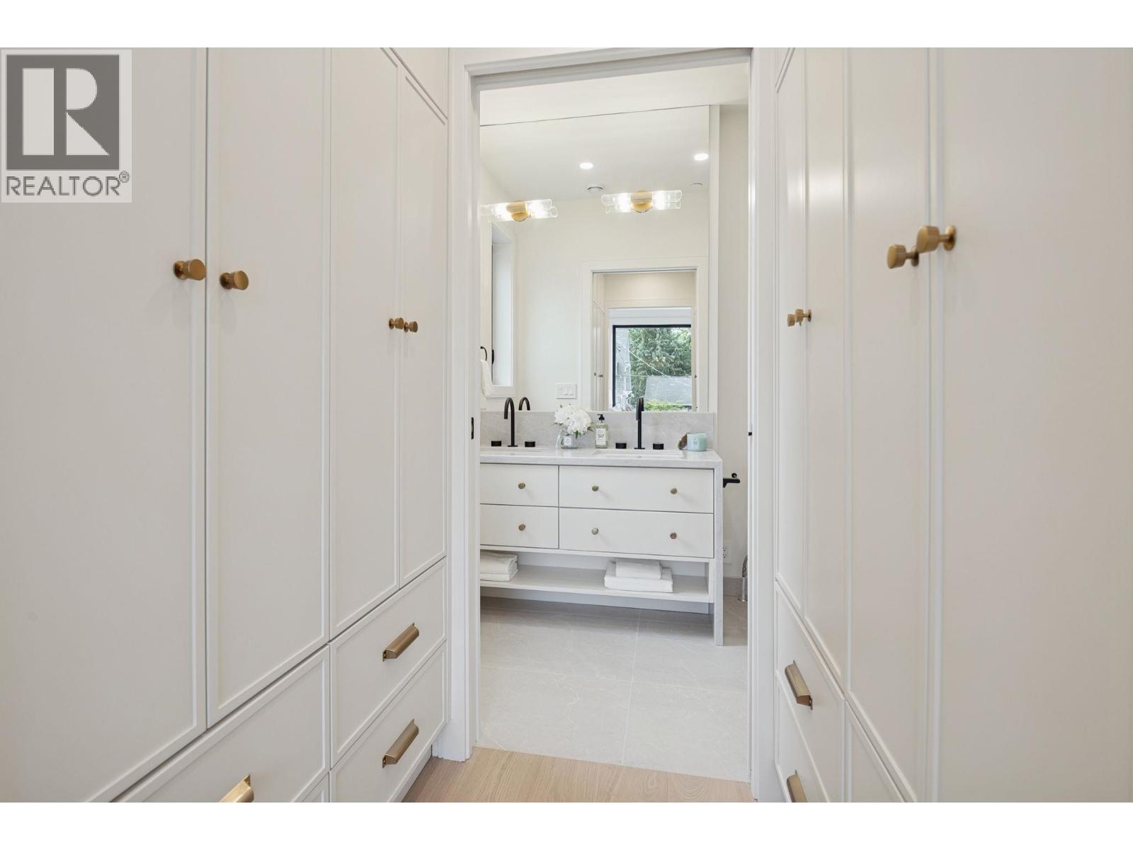 3 Bed, 4 Bath Duplex for Sale in Vancouver – 2 3036 W 13TH AVENUE, Vancouver – MLS# R3123049 - Image 19