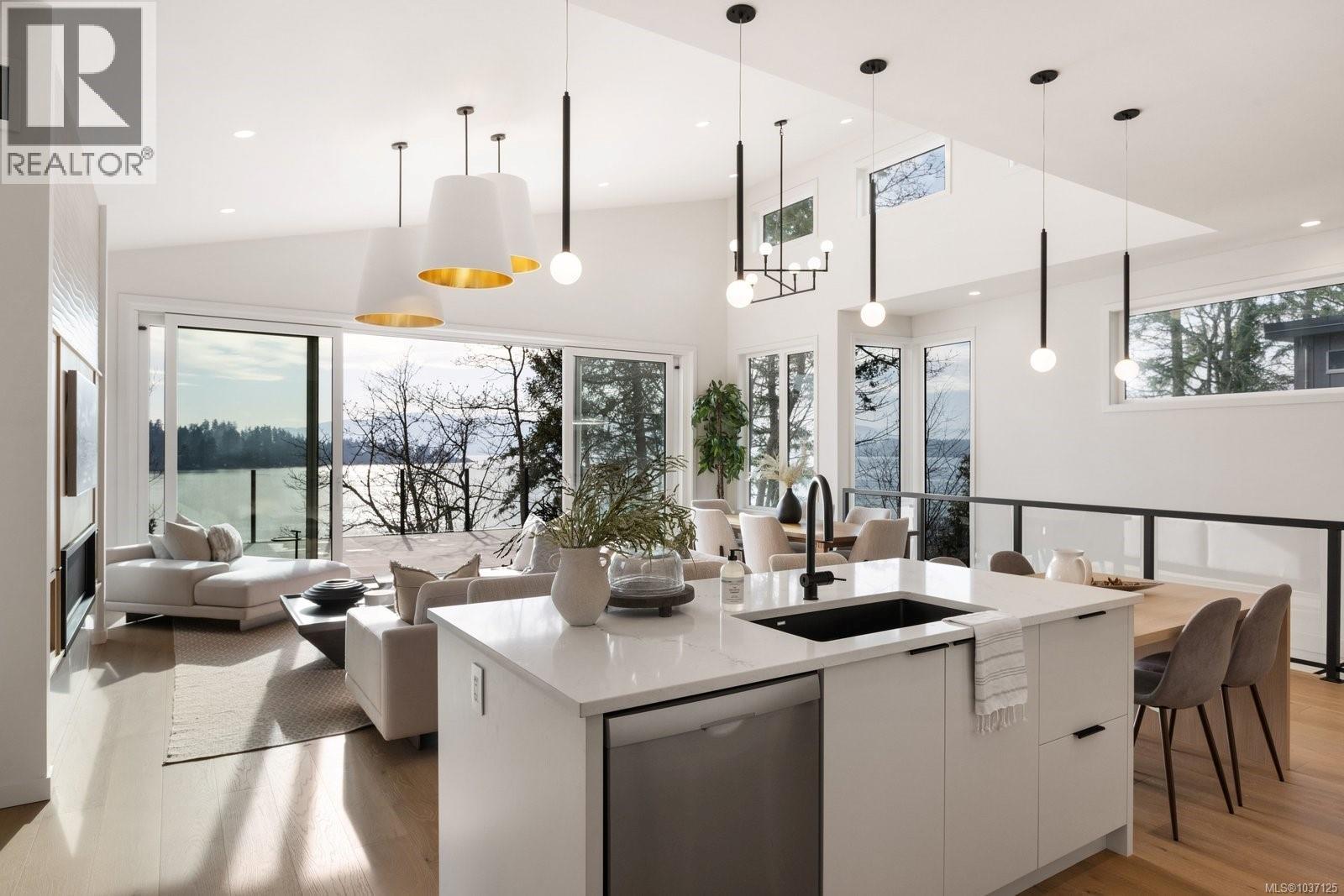 11392 Chalet Rd - 7