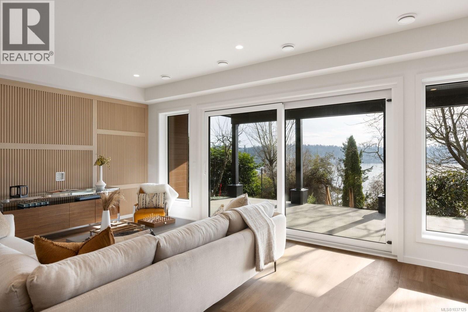 11392 Chalet Rd - 37