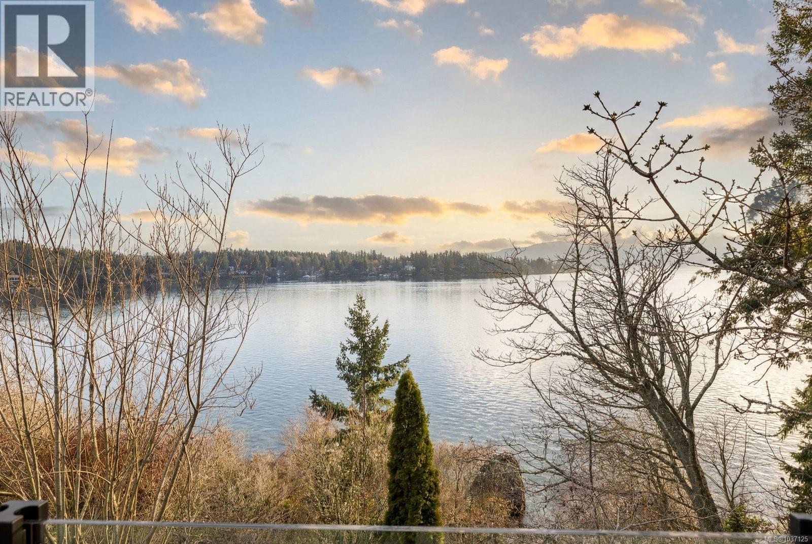 11392 Chalet Rd - 9