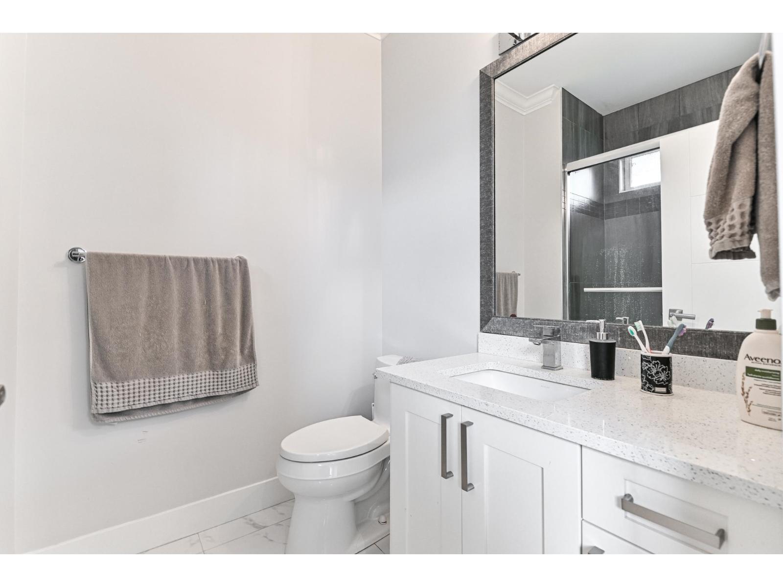 8528 SYLVESTER ROAD, Mission