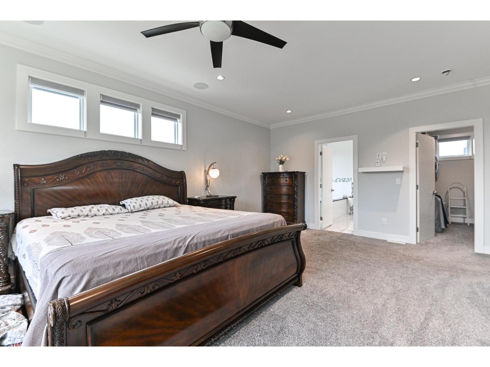 8528 SYLVESTER ROAD, Mission