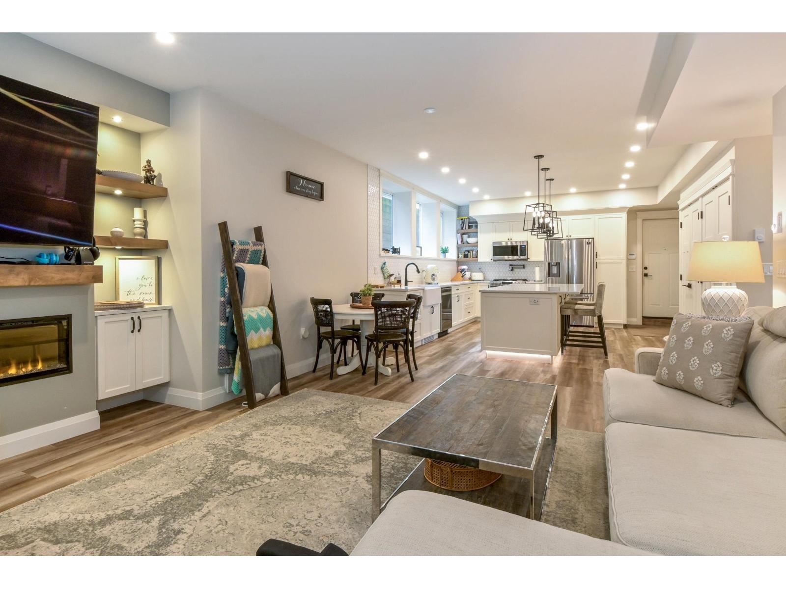 4745 204A STREET, Langley