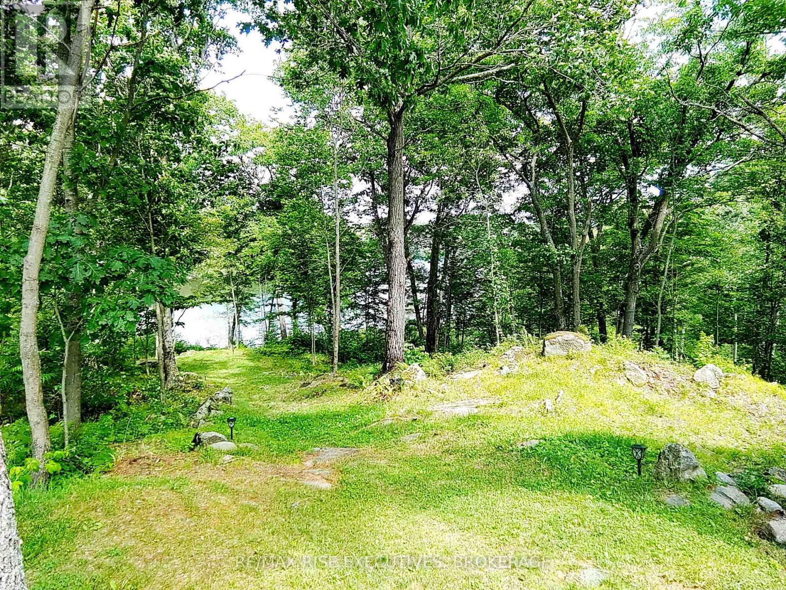 1365 FOURTH LAKE ROAD - 35