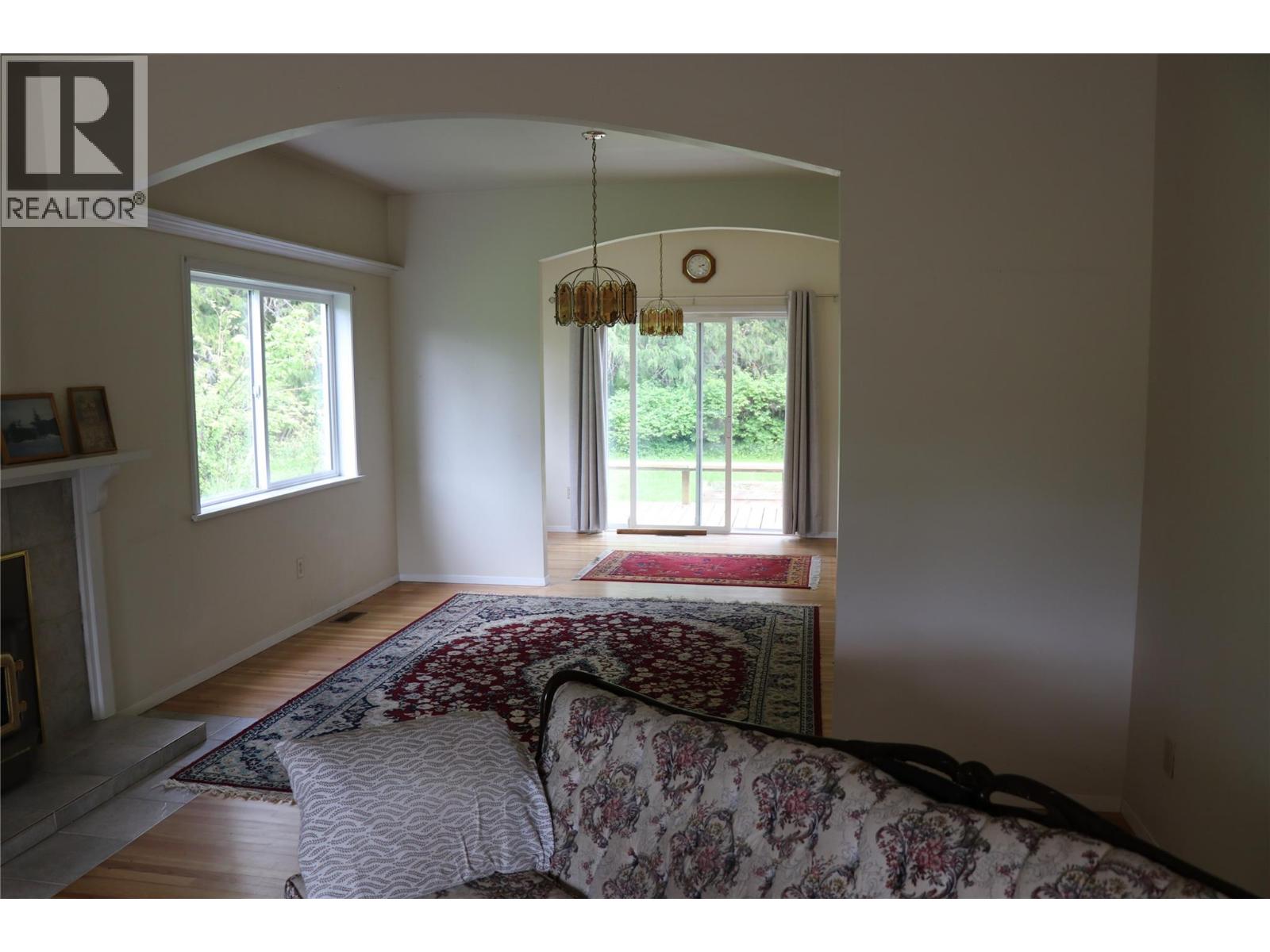 561 Willow Street - 10