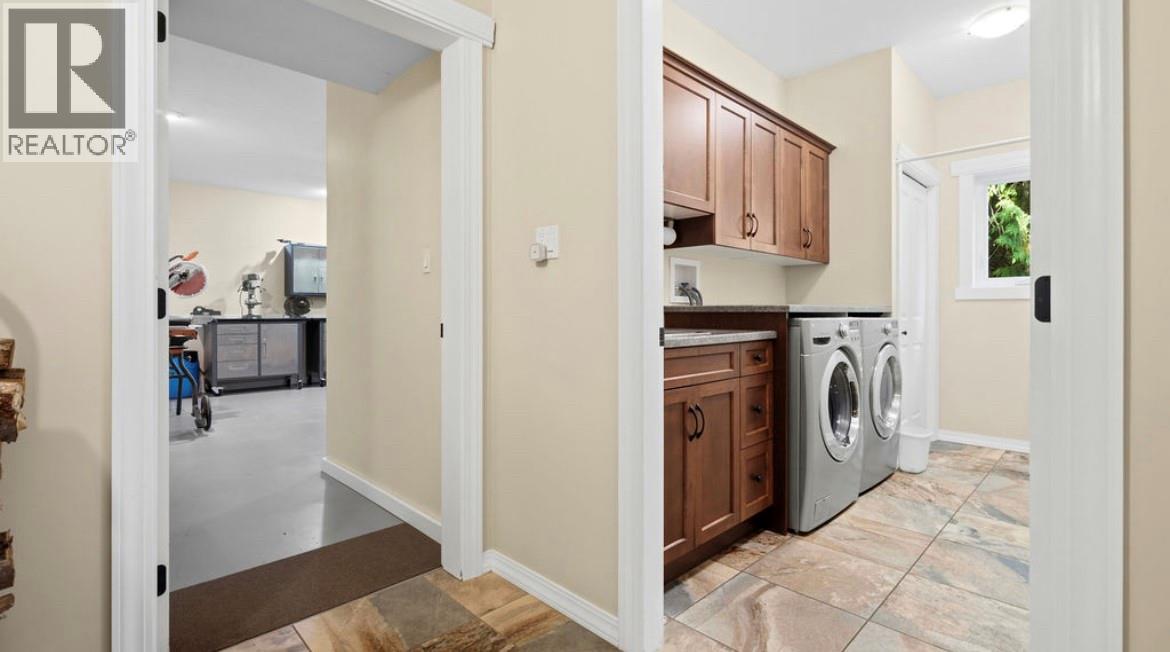427 Bayles Road - 17