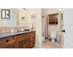 Pantry - 427 Bayles Road, Nakusp, BC V0G1R1 Photo 16