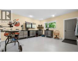 427 Bayles Road, Nakusp, BC V0G1R1 Photo 18