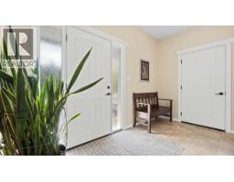Workshop - 427 Bayles Road, Nakusp, BC V0G1R1 Photo 7