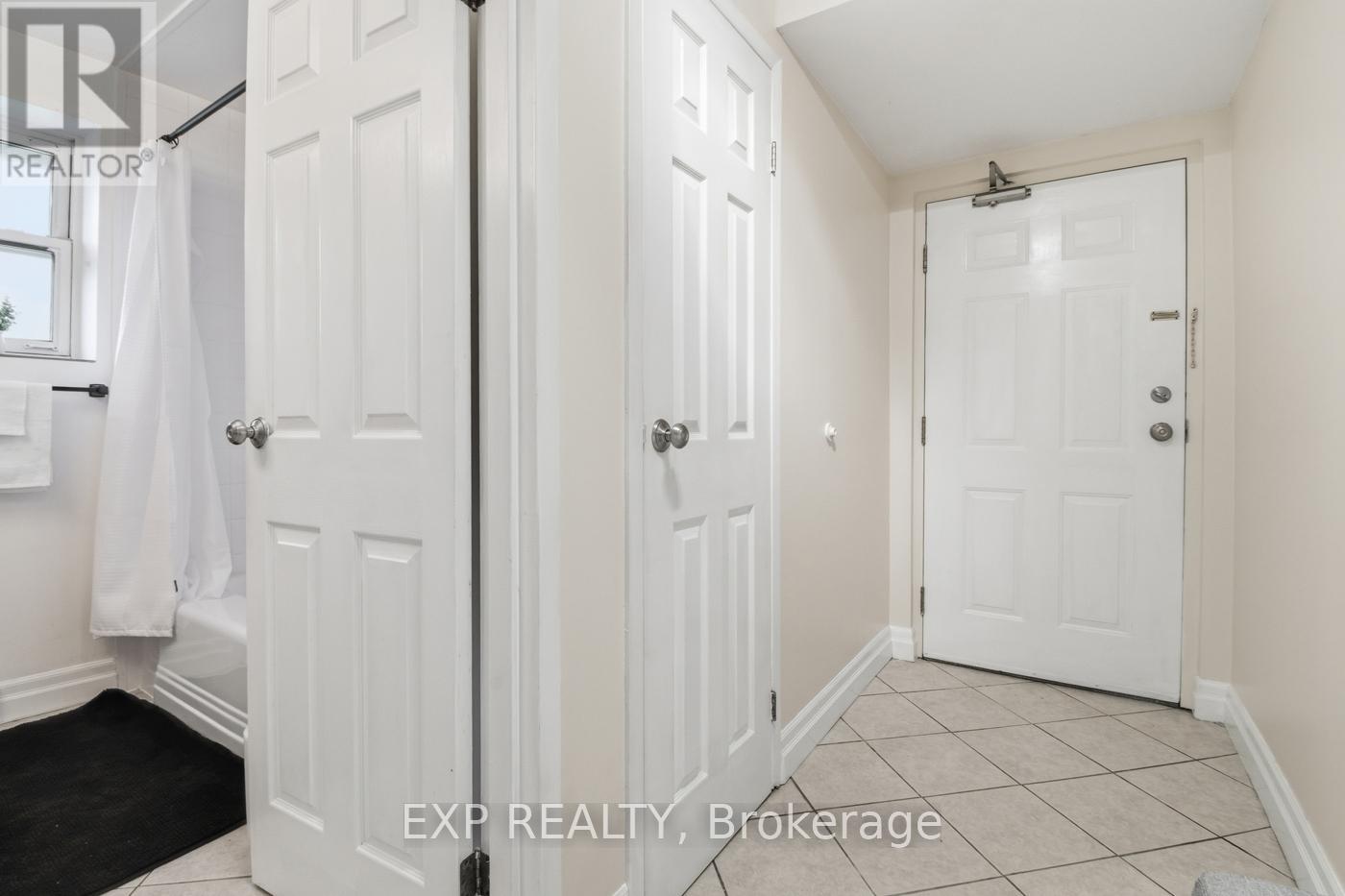 #303 78 WELLAND STREET N - 18