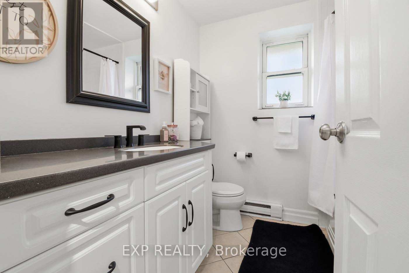 #303 78 WELLAND STREET N - 19