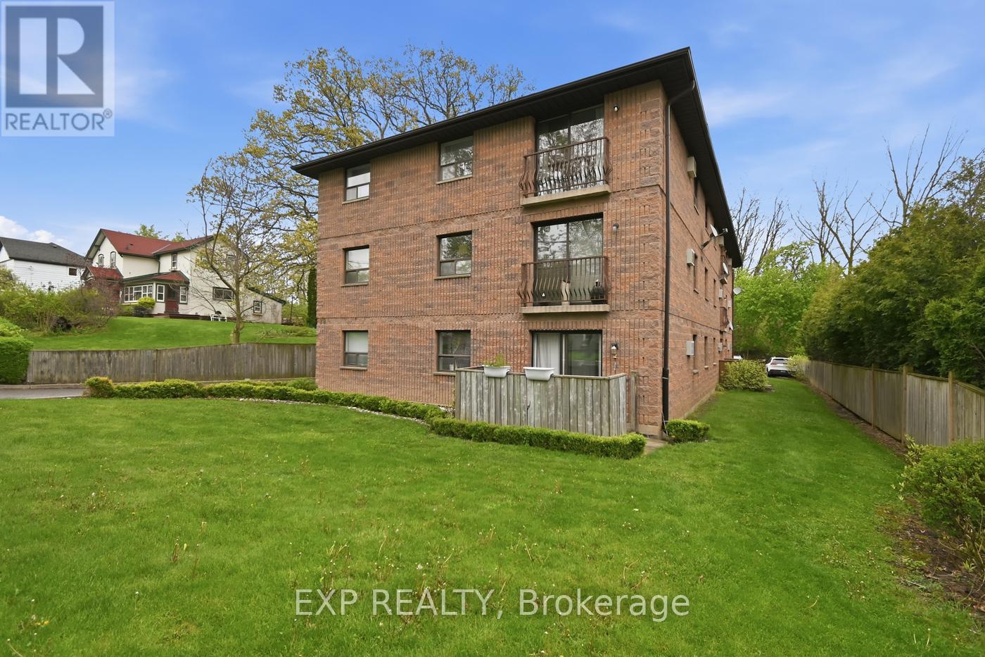 #303 78 WELLAND STREET N - 22