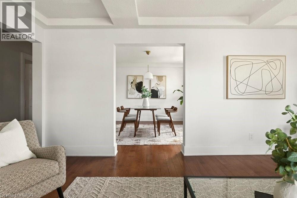 #7 21 MOUNTWOOD Avenue - 27