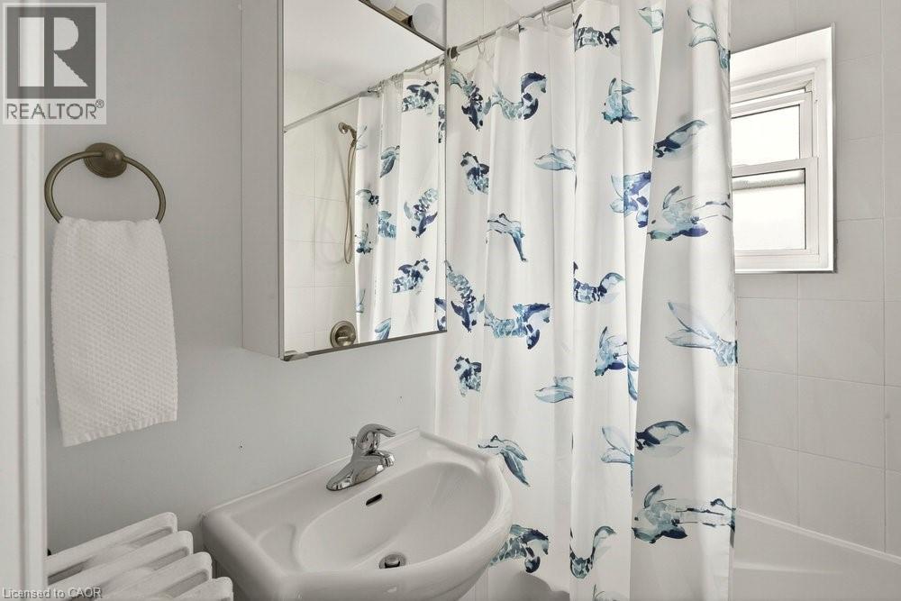 #7 21 MOUNTWOOD Avenue - 46