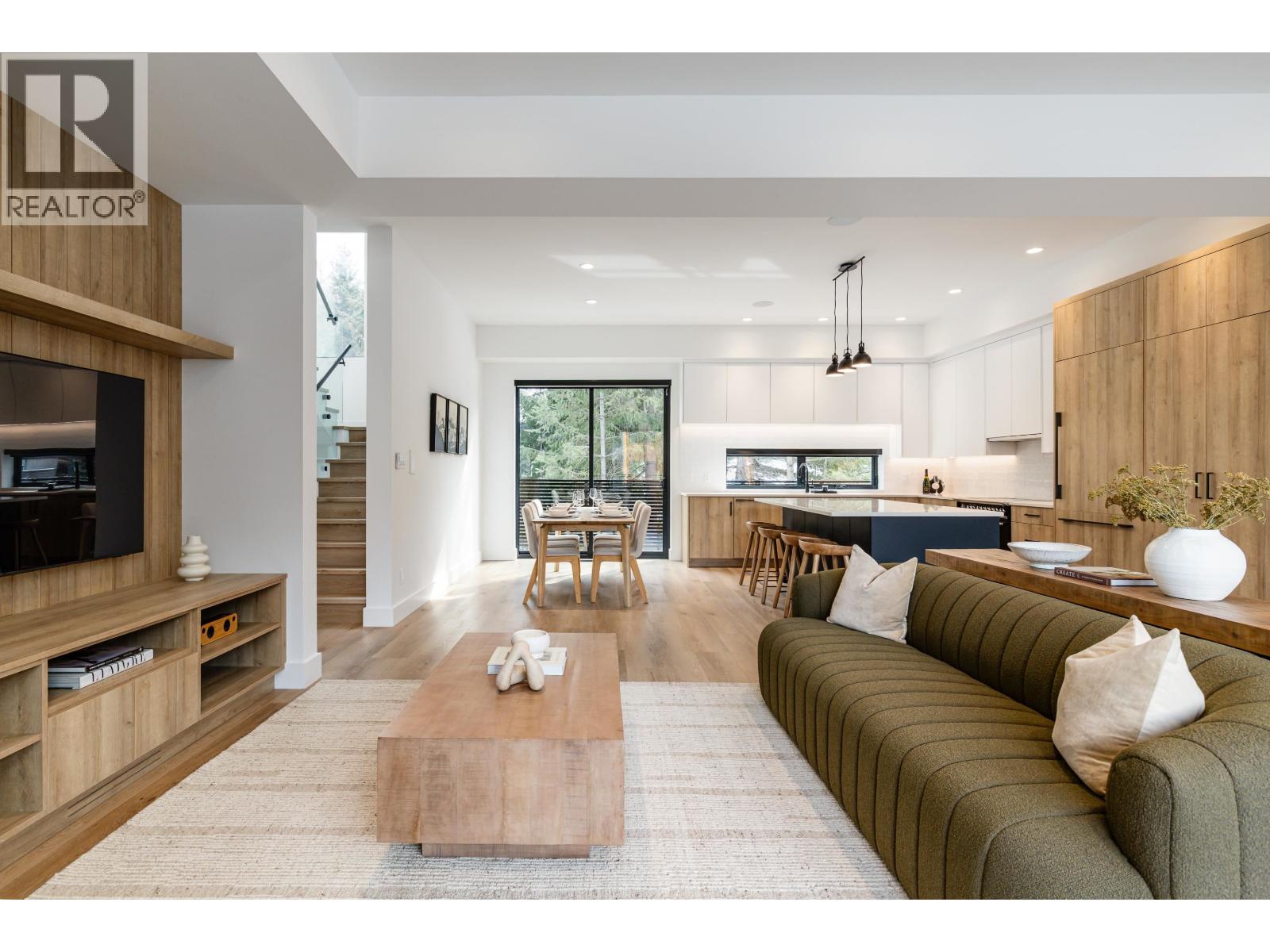 17 2077 GARIBALDI WAY, Whistler