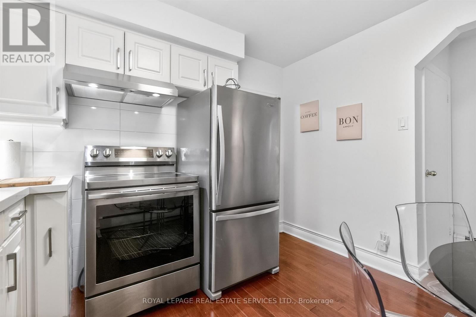 25 LORINDALE AVENUE - 8