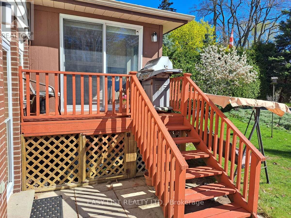 1035 OSHAWA BOULEVARD N - 21