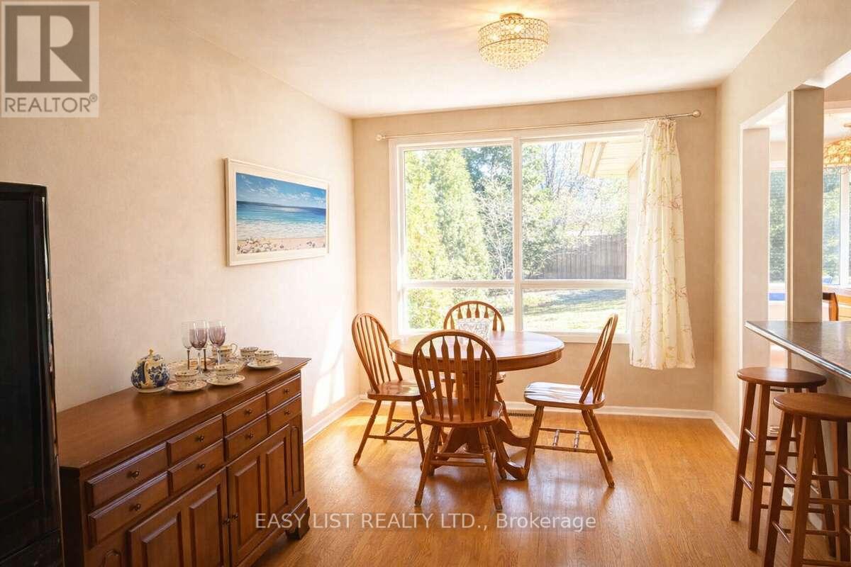 1035 OSHAWA BOULEVARD N - 6