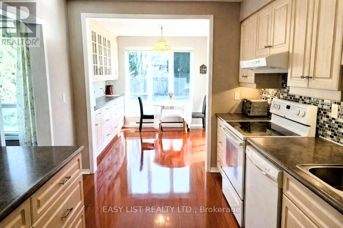 1035 OSHAWA BOULEVARD N - 7