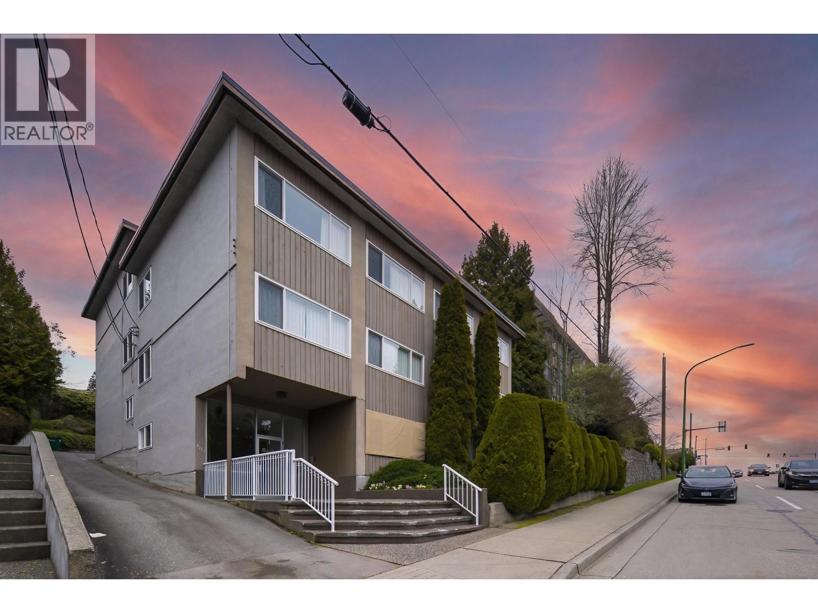 5353 HASTINGS Street - photo 2