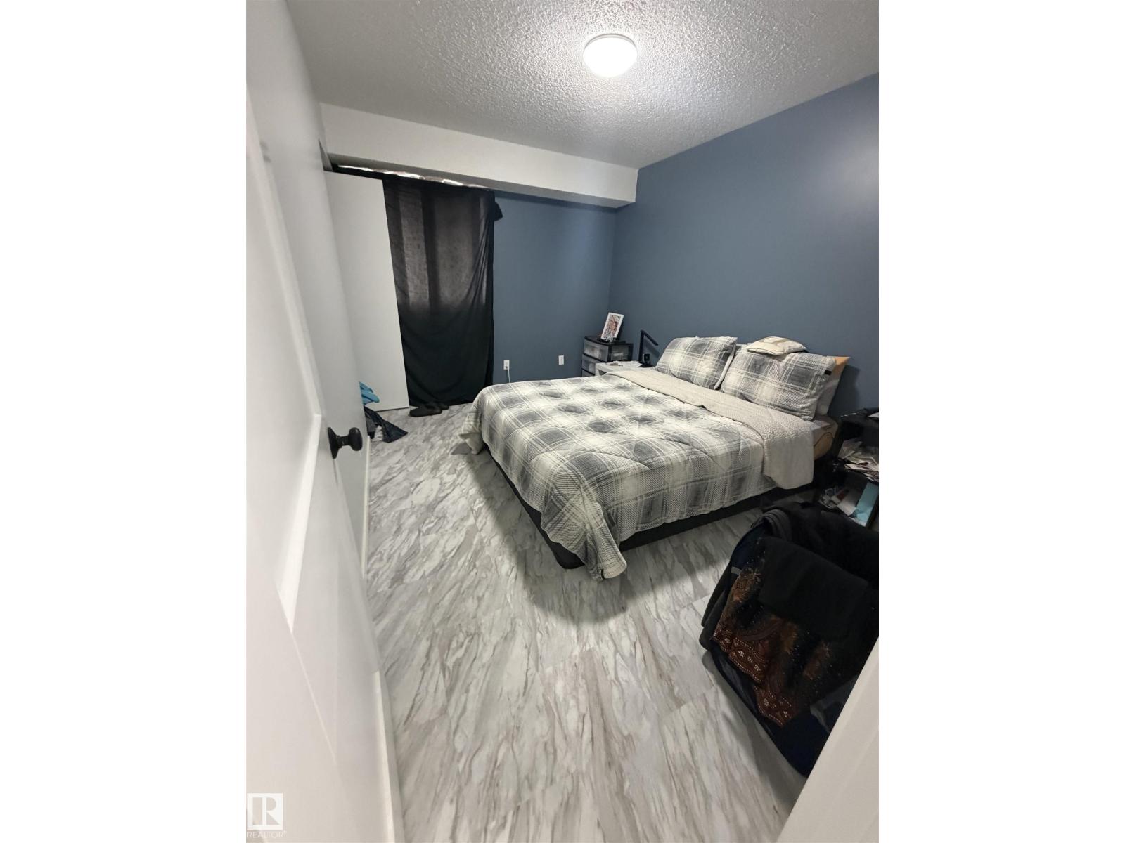 #205 10136 160 ST NW - 6