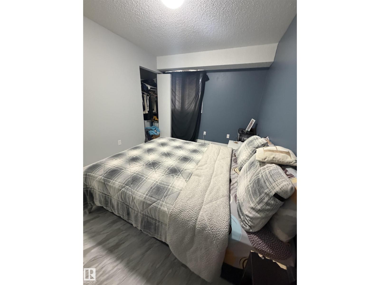 #205 10136 160 ST NW - 7