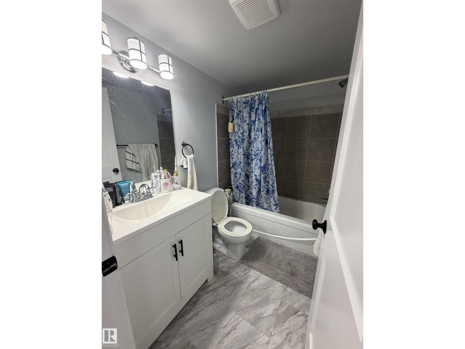 #205 10136 160 ST NW - 9
